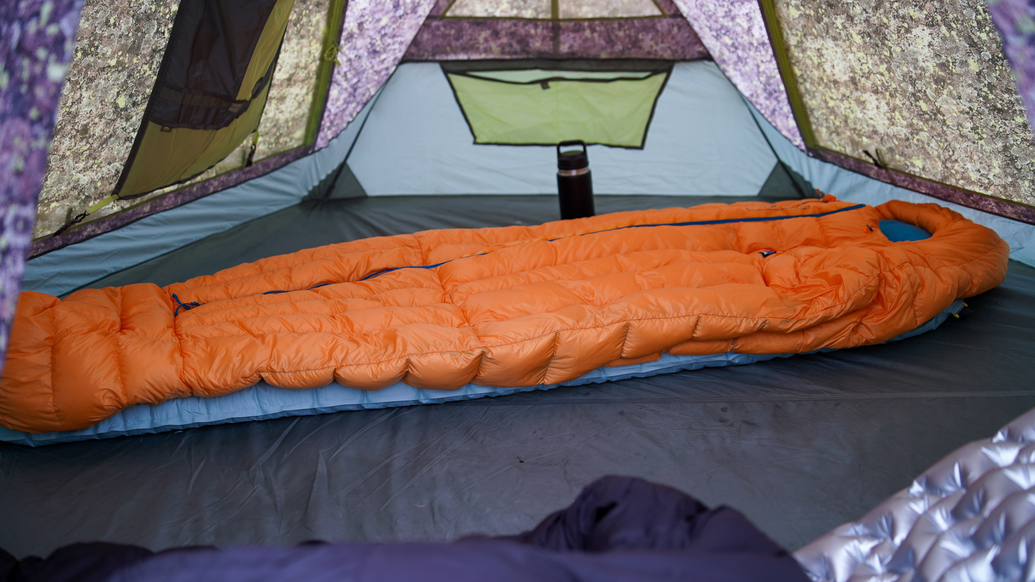 7 Best Sleeping Bags for Tall Campers in 2025: Stay Cozy on Your Adventures